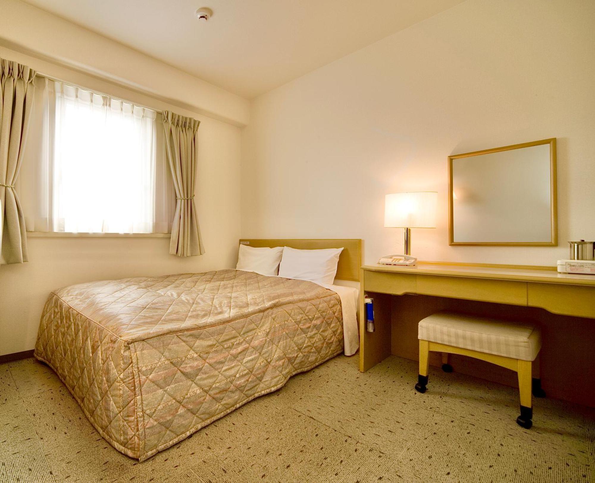 Okayama Universal Hotel Annex Ngoại thất bức ảnh