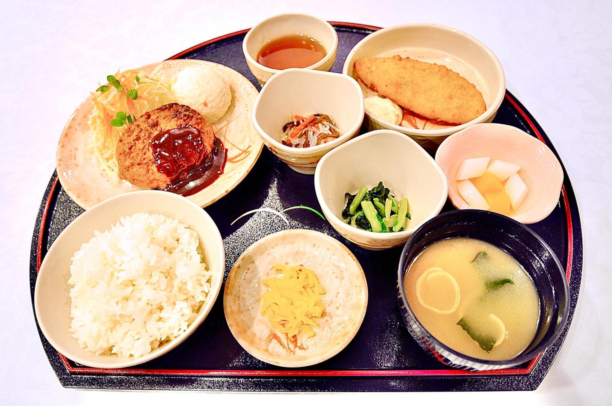 Okayama Universal Hotel Annex Ngoại thất bức ảnh