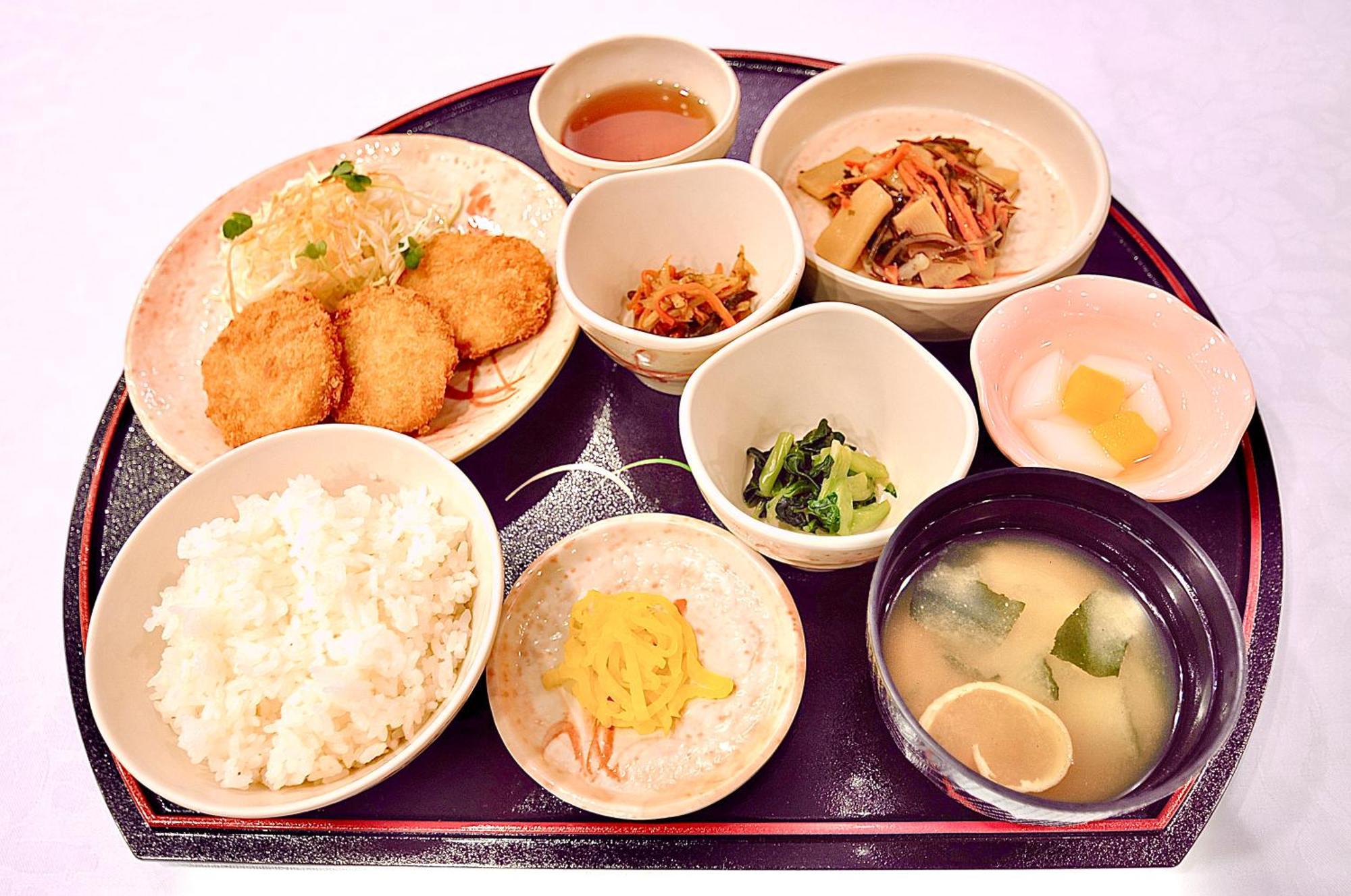 Okayama Universal Hotel Annex Ngoại thất bức ảnh
