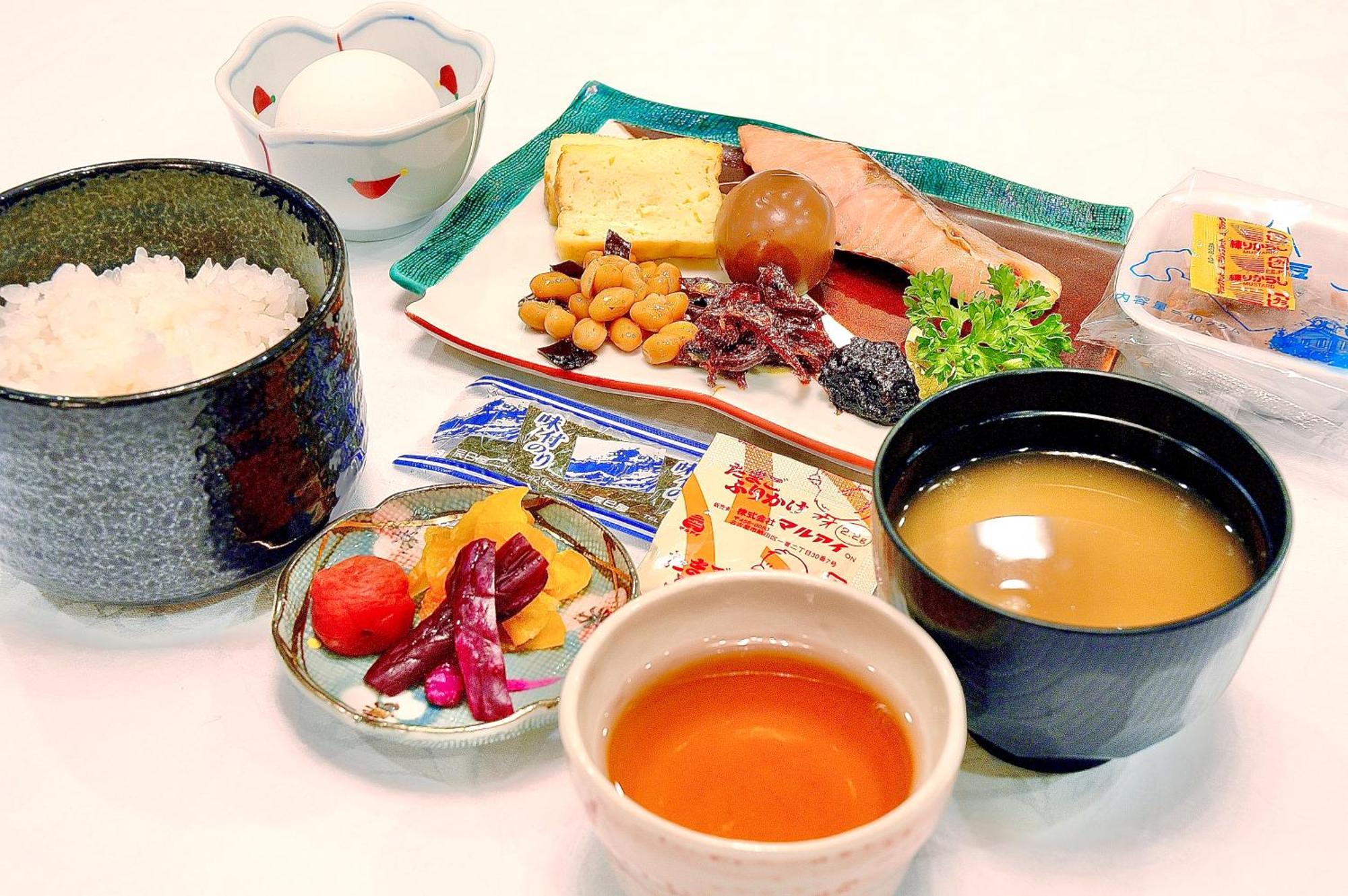 Okayama Universal Hotel Annex Ngoại thất bức ảnh